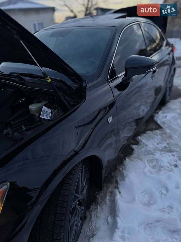 Седан Lexus IS 2015 в Дрогобыче фото 34 Седан Lexus IS 2015 в Дрогобыче