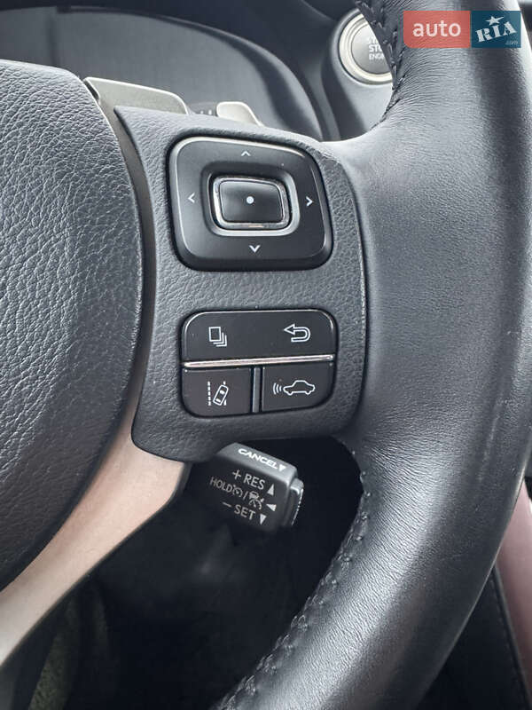 Седан Lexus IS 2016 в Києві фото 14 Седан Lexus IS 2016 в Києві