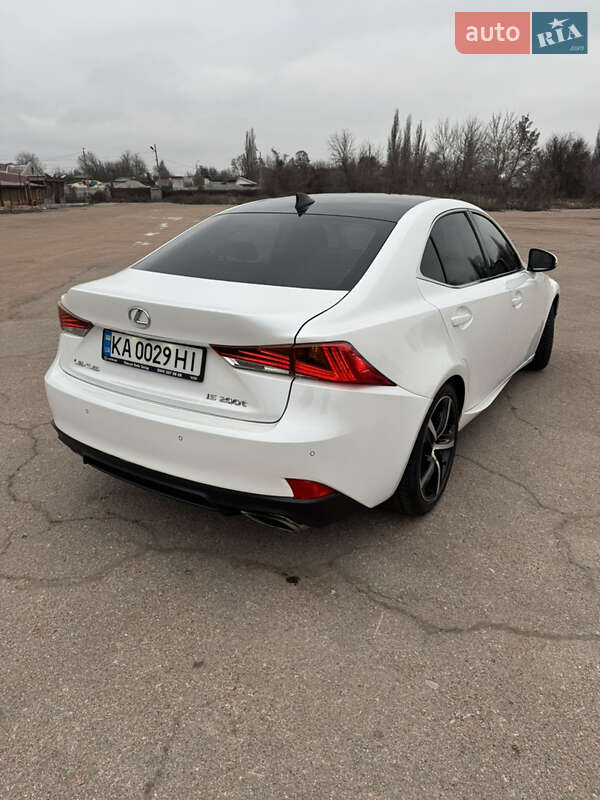Седан Lexus IS 2016 в Києві фото 34 Седан Lexus IS 2016 в Києві