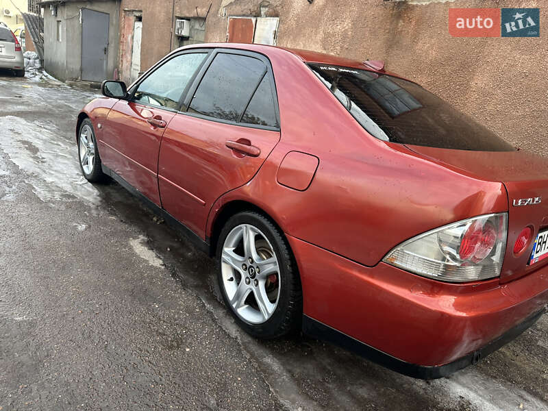 Седан Lexus IS 1999 в Одессе