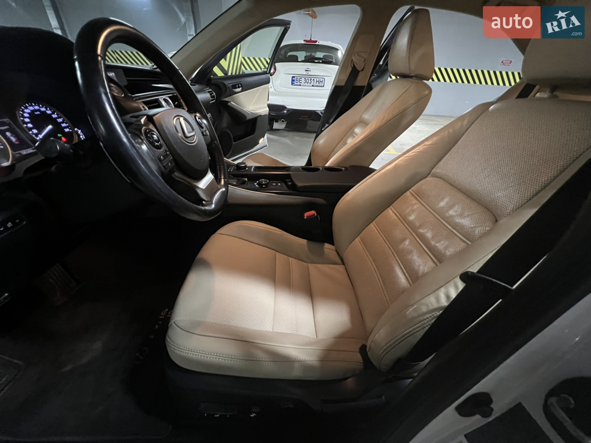 2013 Lexus IS - мініатюра 11
