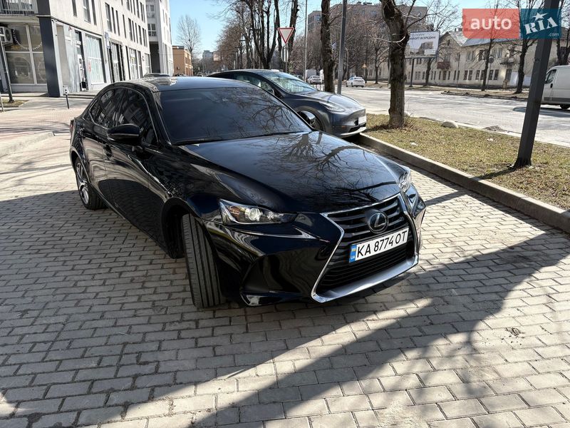 Седан Lexus IS 2020 в Львове фото 13 Седан Lexus IS 2020 в Львове