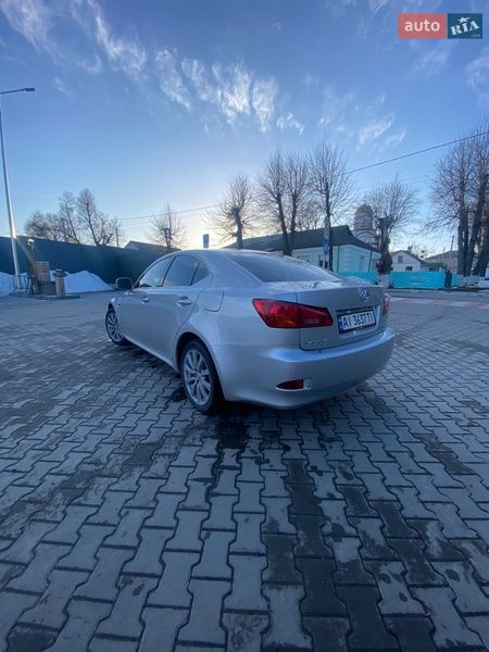 Седан Lexus IS 2005 в Ставище