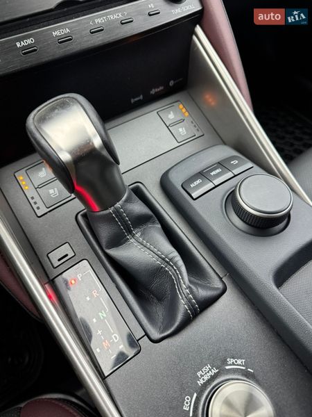 Седан Lexus IS 2016 в Києві