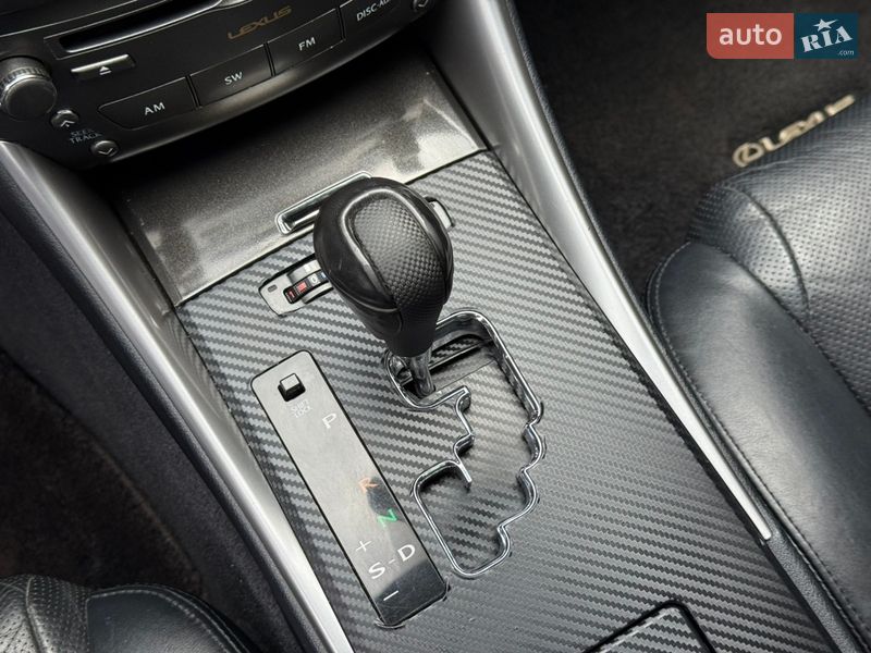 Седан Lexus IS 2007 в Дніпрі