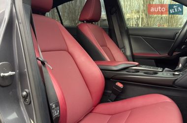Седан Lexus IS 2023 в Одессе