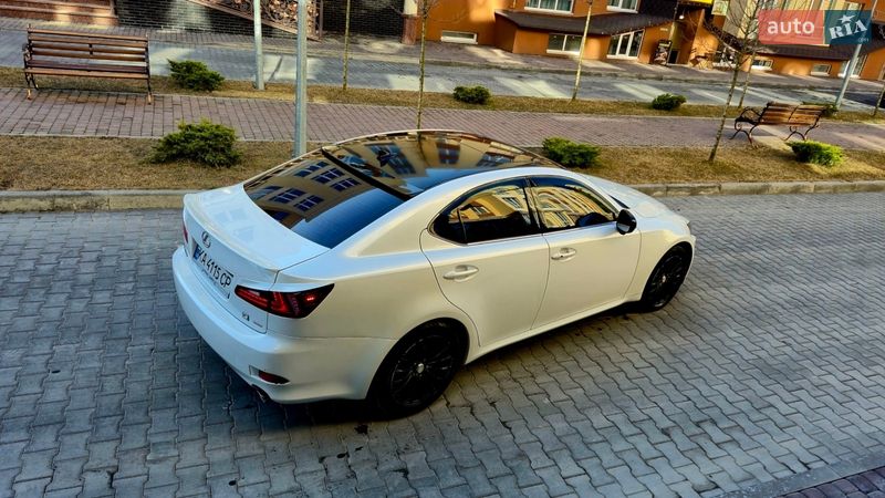 Седан Lexus IS 2008 в Києві