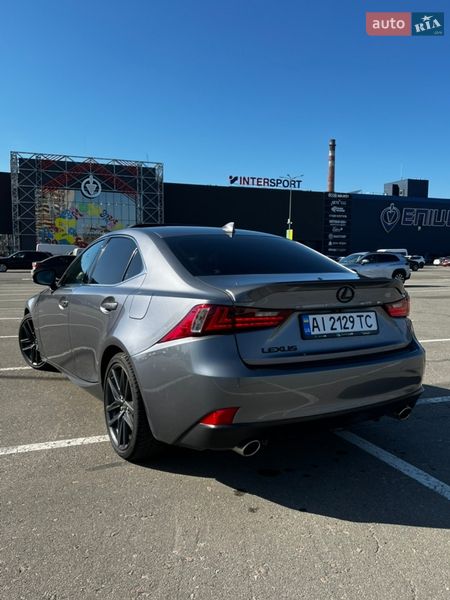 Седан Lexus IS 2013 в Киеве