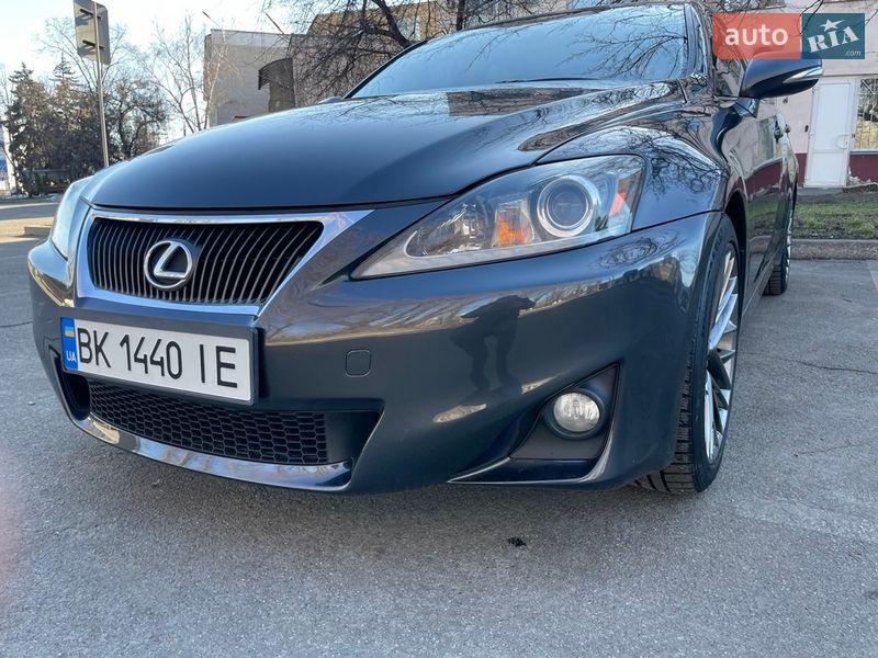 Седан Lexus IS 2010 в Киеве