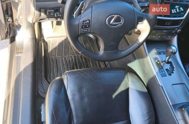 Седан Lexus IS 2008 в Полтаві