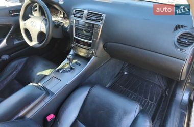 Седан Lexus IS 2008 в Полтаві