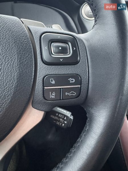 Седан Lexus IS 2016 в Киеве