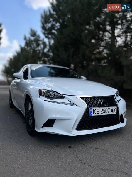 Седан Lexus IS 2014 в Днепре