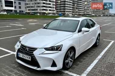 Седан Lexus IS 2019 в Києві