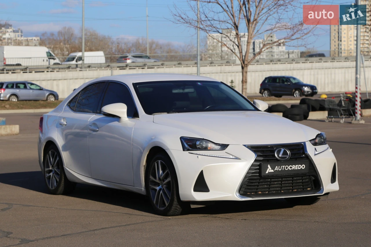 2018 Lexus IS - мініатюра 22