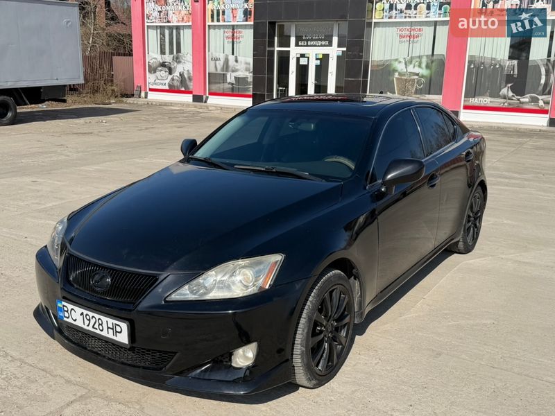 Седан Lexus IS 2008 в Солотвине