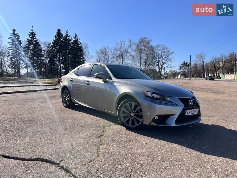 Седан Lexus IS 2014 в Житомирі