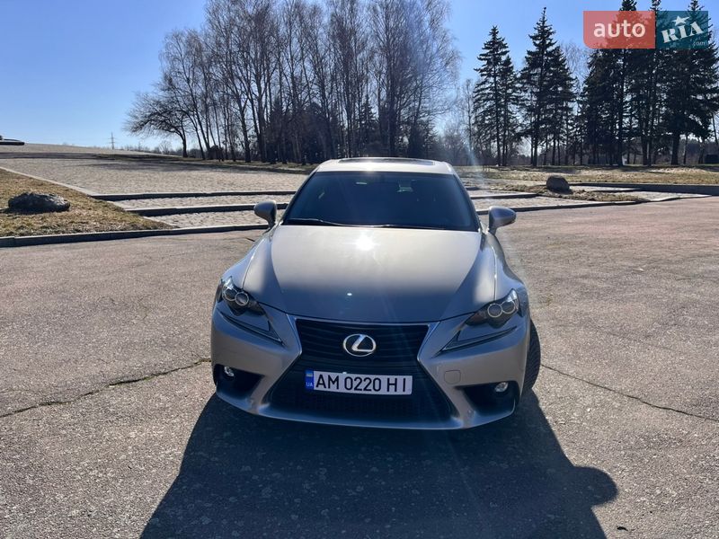 Седан Lexus IS 2014 в Житомирі