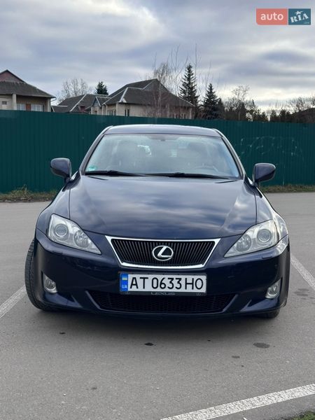 Седан Lexus IS 2007 в Ивано-Франковске