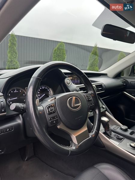 Седан Lexus IS 2017 в Днепре