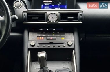 Седан Lexus IS 2017 в Днепре