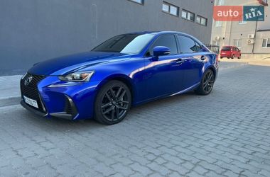 Седан Lexus IS 2017 в Львове