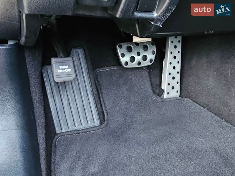 Седан Lexus IS 2020 в Киеве фото 29 Седан Lexus IS 2020 в Киеве