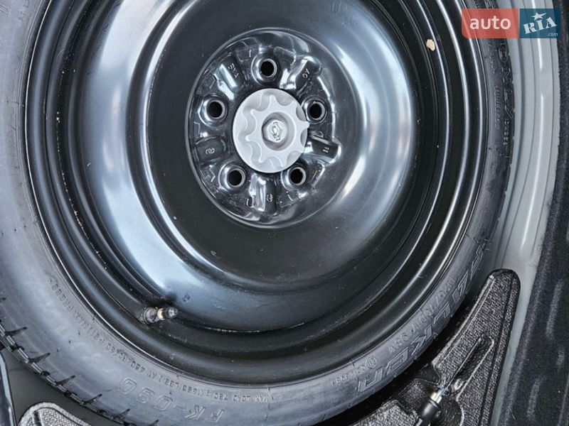 Седан Lexus IS 2020 в Киеве фото 52 Седан Lexus IS 2020 в Киеве