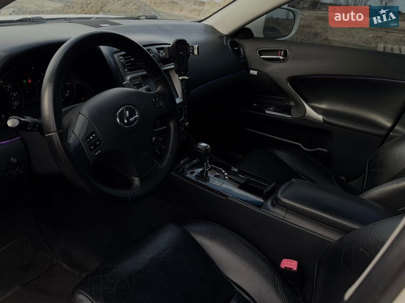 Седан Lexus IS 2005 в Черкассах фото 6 Седан Lexus IS 2005 в Черкассах