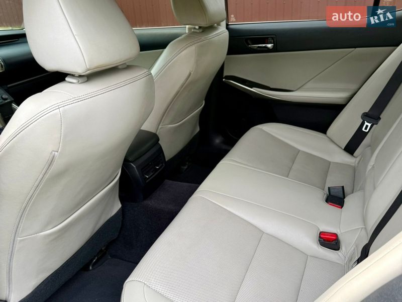 Седан Lexus IS 2013 в Києві фото 14 Седан Lexus IS 2013 в Києві