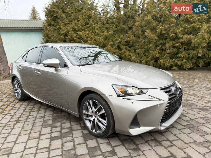 Седан Lexus IS 2017 в Калуше фото 8 Седан Lexus IS 2017 в Калуше