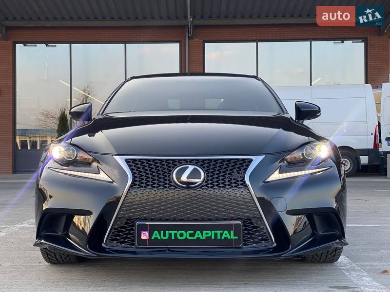 Седан Lexus IS 2013 в Киеве фото 7 Седан Lexus IS 2013 в Киеве