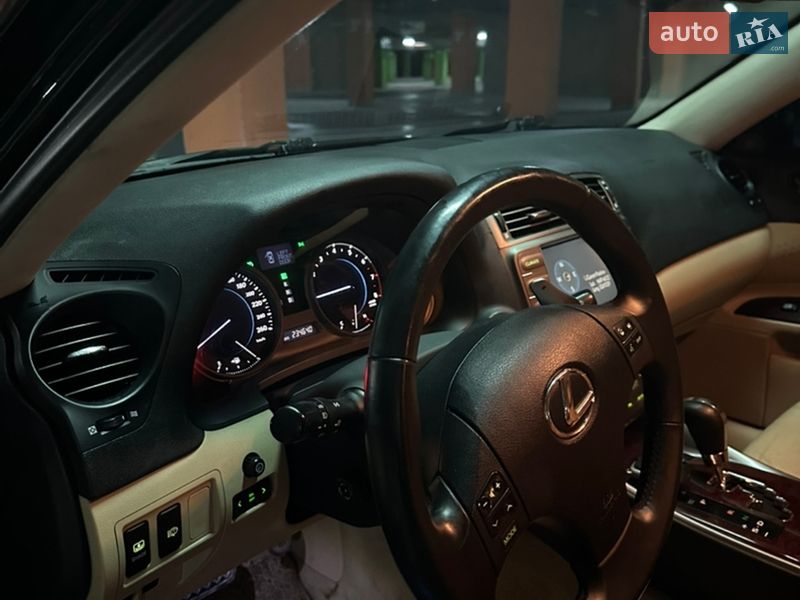 Седан Lexus IS 2007 в Львове