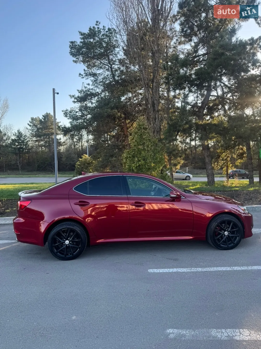 2010 Lexus IS - мініатюра 2