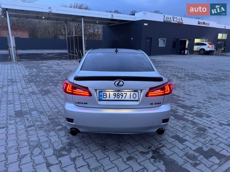 Седан Lexus IS 2010 в Полтаве