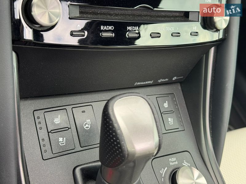 Седан Lexus IS 2021 в Киеве фото 25 Седан Lexus IS 2021 в Киеве