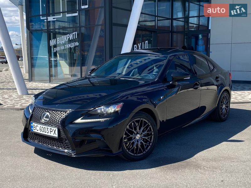 Седан Lexus IS 2016 в Києві