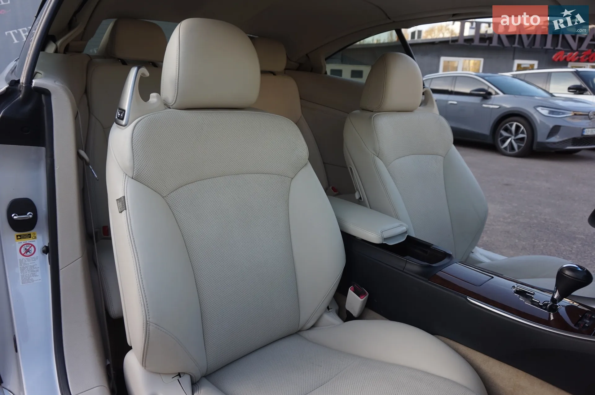 2010 Lexus IS - мініатюра 29
