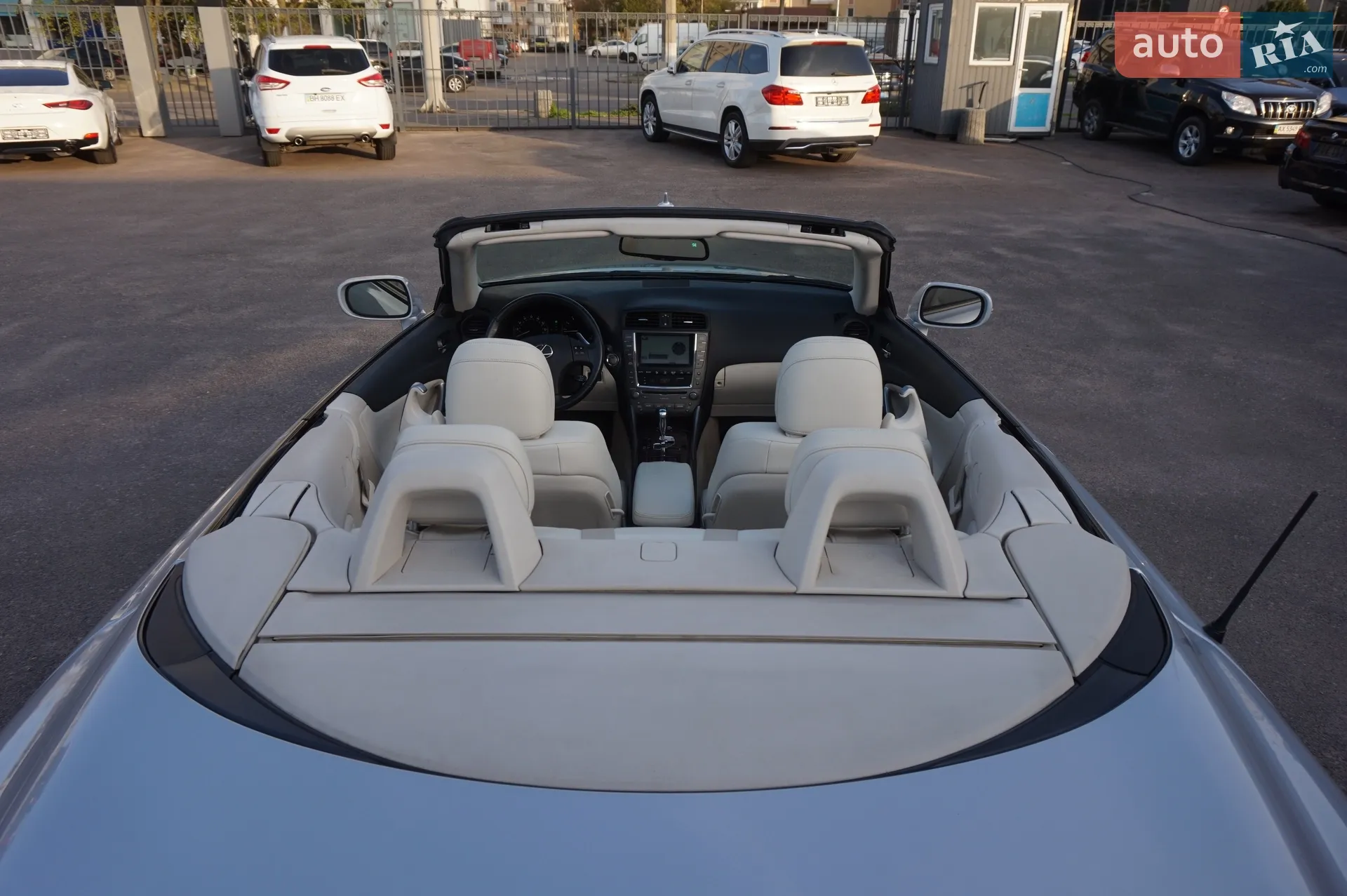 2010 Lexus IS - мініатюра 35