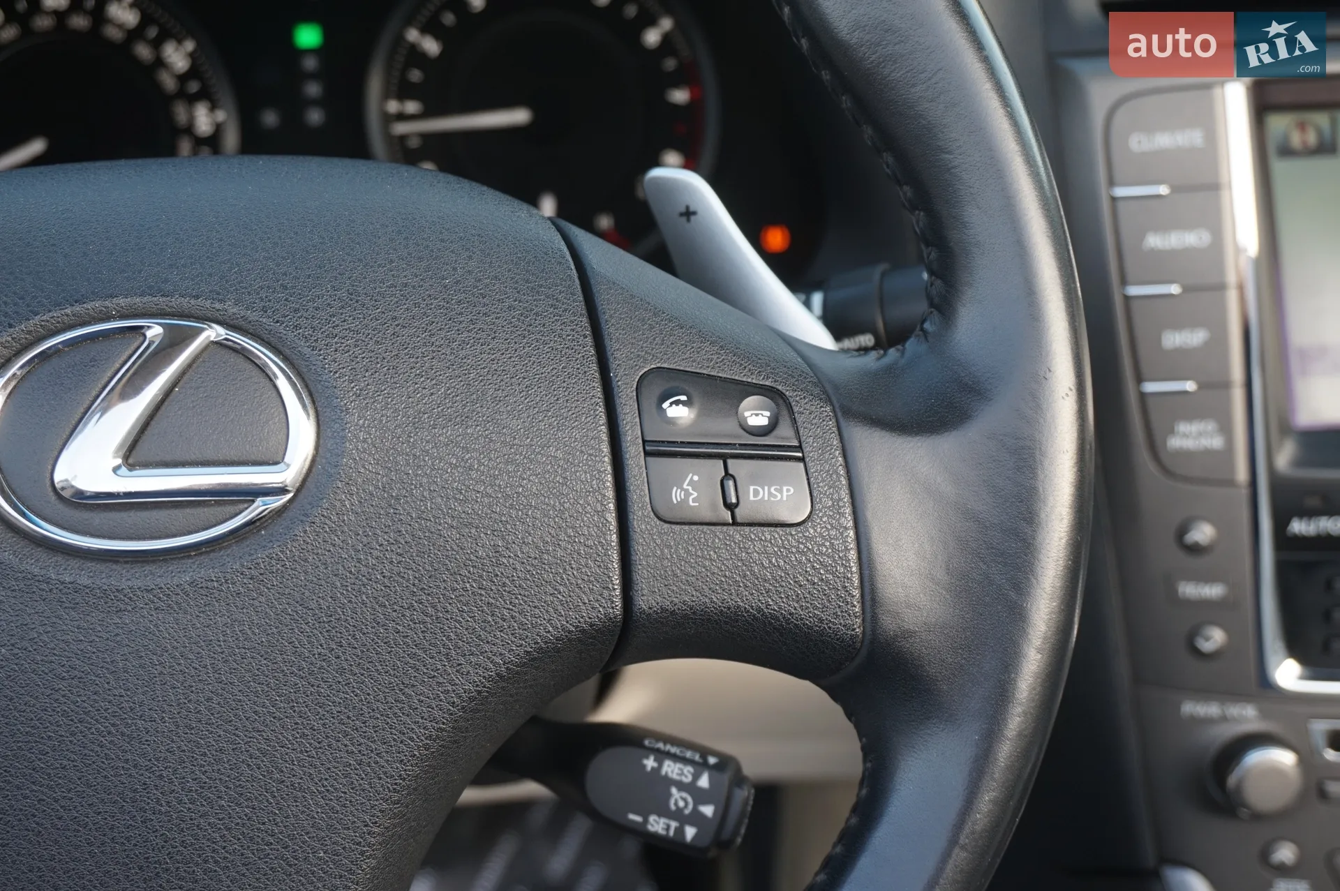 2010 Lexus IS - мініатюра 38