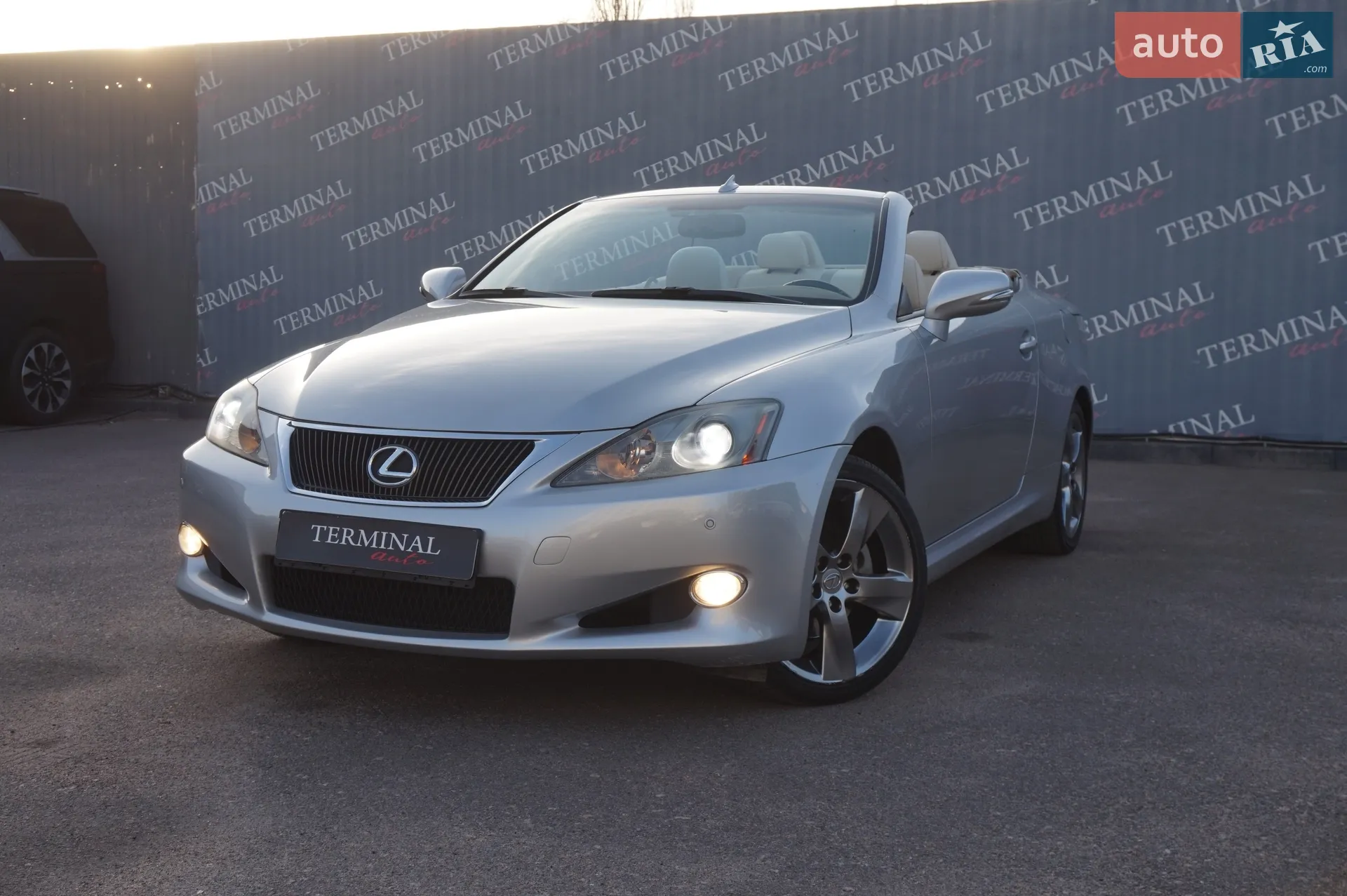 2010 Lexus IS - мініатюра 54