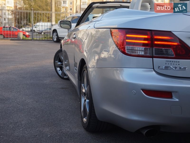 Кабріолет Lexus IS 2010 в Одесі