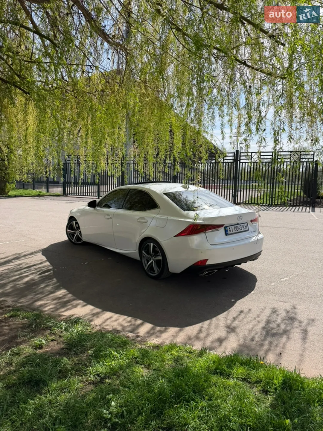 2019 Lexus IS - мініатюра 5