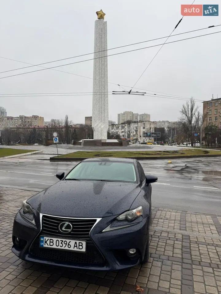 2015 Lexus IS - мініатюра 23