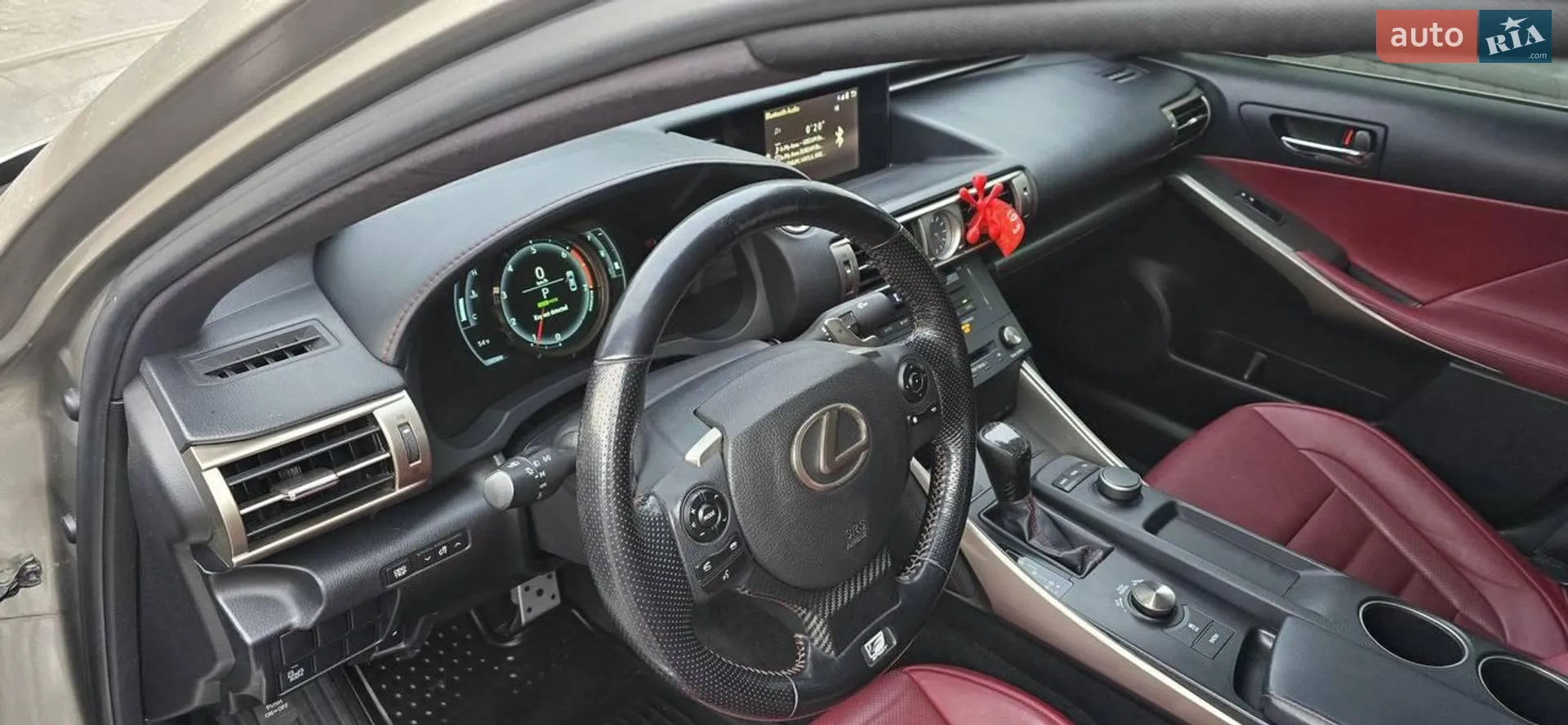 2016 Lexus IS - мініатюра 8