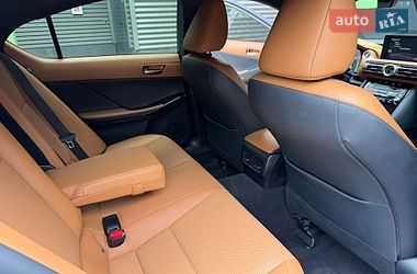 Седан Lexus IS 2021 в Києві