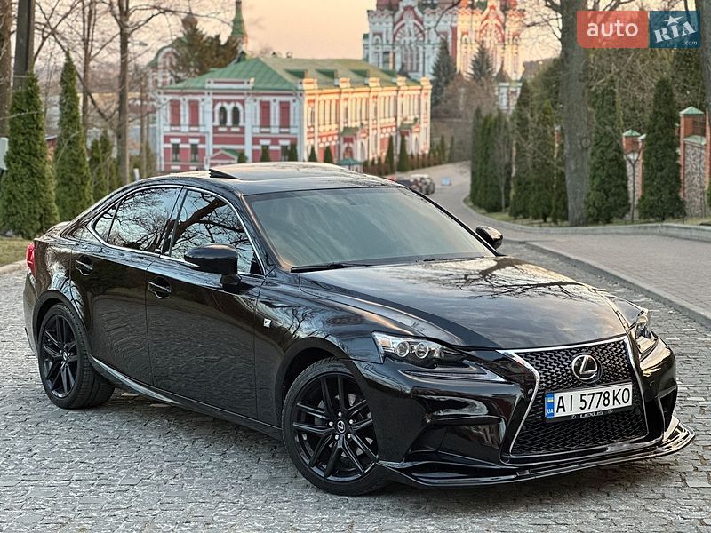Lexus IS 2014