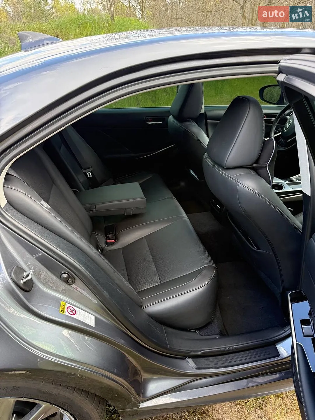 2015 Lexus IS - мініатюра 18