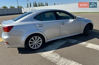 Седан Lexus IS 2008 в Киеве