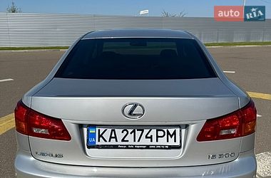 Седан Lexus IS 2008 в Киеве